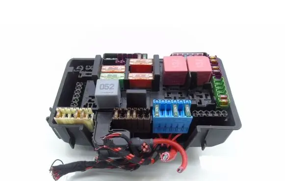 Mercedes-Benz C W205 Fuse box set