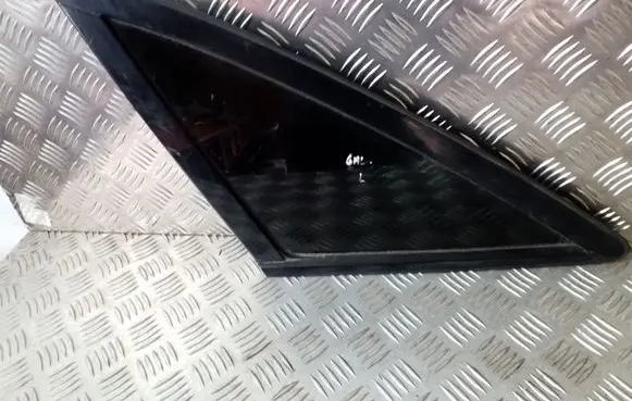 Infiniti FX Rear side window