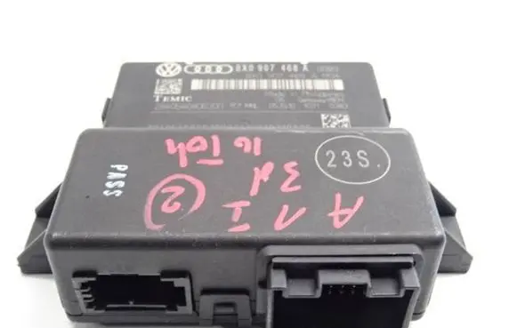 Audi A1 Parking PDC control unit/module 8X0919475 303407 000006719