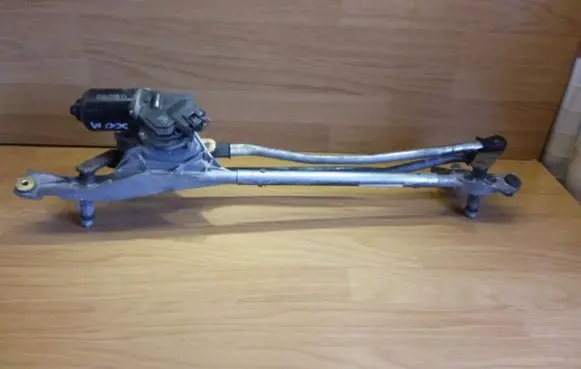 Chrysler 300M Front wiper linkage and motor P04574577AB AX1592002590