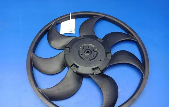 Mercedes-Benz E W211 Fan impeller 3136613289 20330001 0106651
