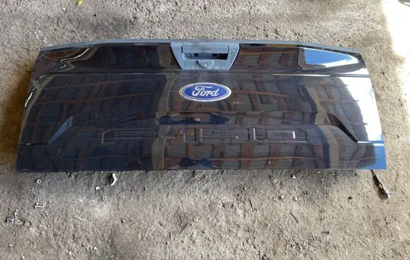 Ford F150 Tailgate/trunk/boot lid 