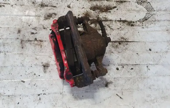Toyota Auris 150 Front brake caliper NOCODE