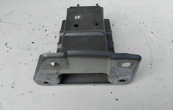 Nissan Leaf II (ZE1) Front bumper shock/impact absorber 