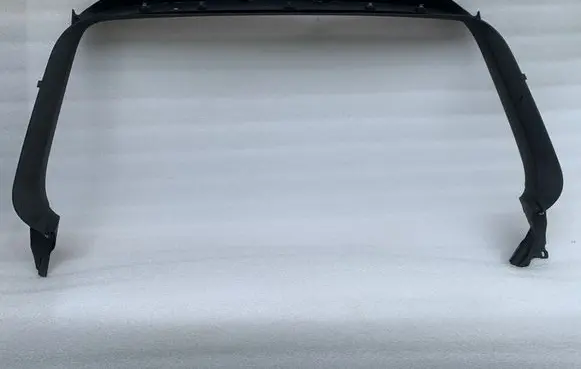 Tailgate trim