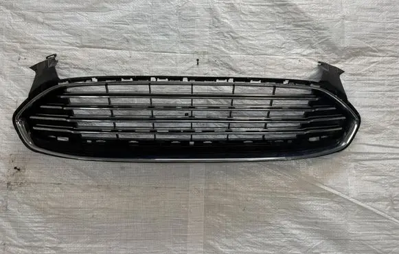 Ford Mondeo MK V Front bumper upper radiator grill DS738150JW