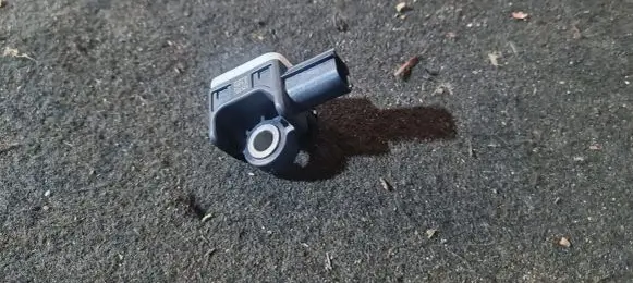 Volvo V60 Airbag deployment crash/impact sensor 31334336