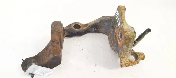 Mazda 6 Engine mounting bracket 