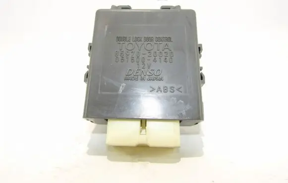 Toyota Avensis T270 Other control units/modules 8597020020