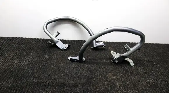Volvo S60 Tailgate/trunk/boot hinge 31352916 31352917