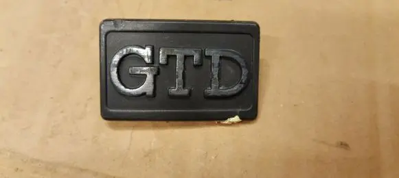 Volkswagen Golf II Fender model badge letters 191853688D