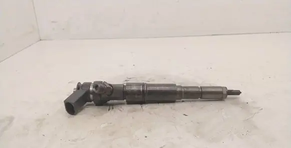 Fuel injector