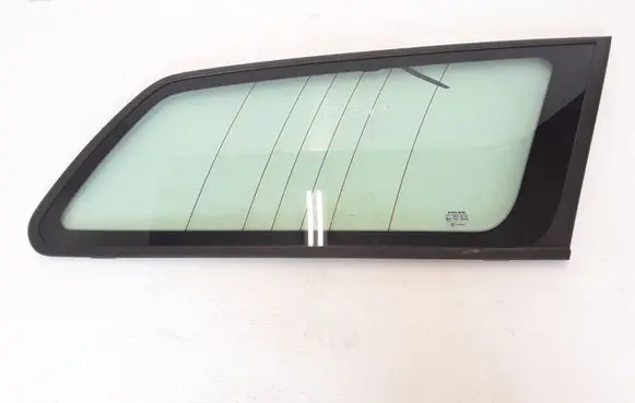 Volvo V50 Rear side window 8650443