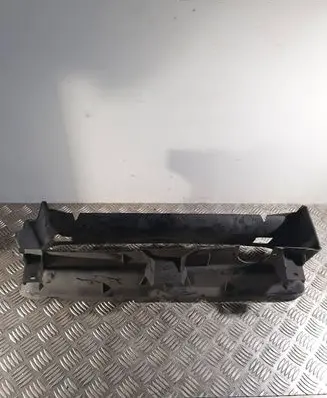 Volvo C30 Intercooler air guide/duct channel 30657151
