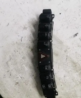 Mercedes-Benz S W220 Other switches/knobs/shifts 2208214358