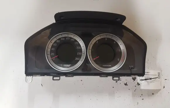 Volvo XC60 Speedometer (instrument cluster) 36000918 0616760 31327582AA