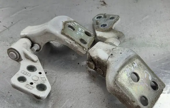 Opel Combo E Rear door hinge set 080D2882D