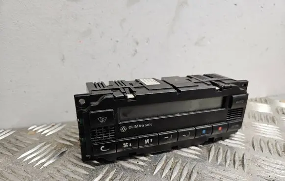 Volkswagen PASSAT B5 Climate control unit 3B1907044D 3B1807044