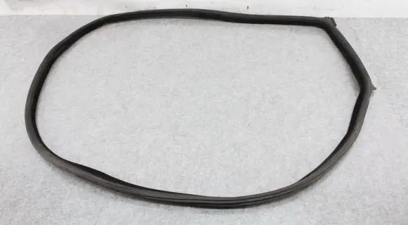 BMW 6 F06 Gran coupe Front door rubber seal 7275297