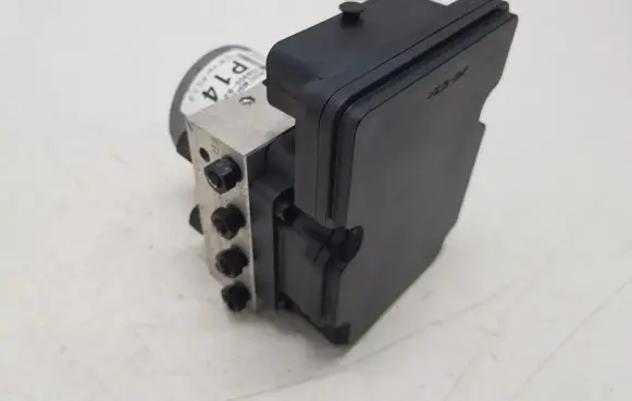 KIA Soul ABS Pump 6158945200 58900B2140 58920B2140
