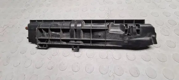 Radiator support slam panel bracket