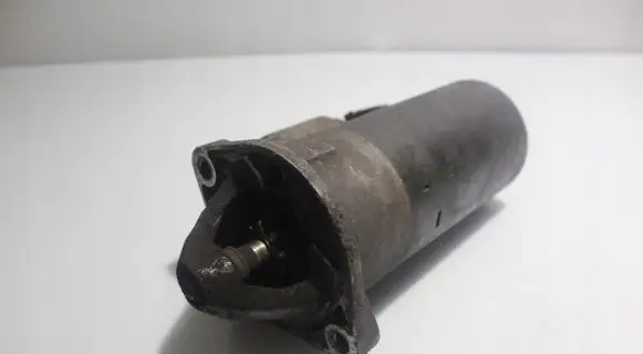 Ford Focus Starter motor 0001109204