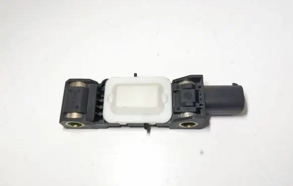 Chrysler 300 - 300C Airbag deployment crash/impact sensor 04671779AC 2797300939