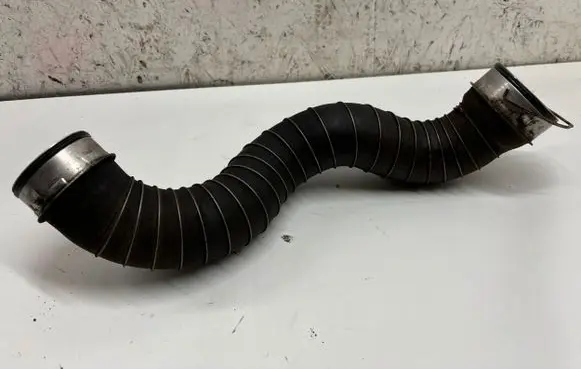 Mercedes-Benz E W211 Intercooler hose/pipe