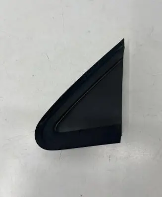 Volkswagen Polo IV 9N3 Fender trim (molding) 6Q0853273A 212839037