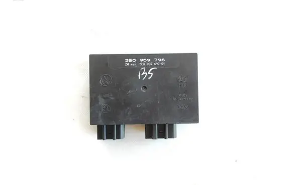Volkswagen PASSAT B5 Comfort/convenience module 3B0959796 5DK00769701