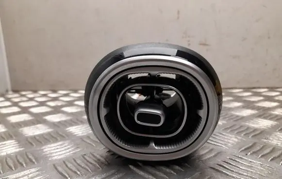 Dash center air vent grill