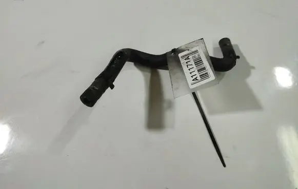 Volkswagen PASSAT B6 Engine coolant pipe/hose 