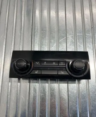 BMW 5 F10 F11 Climate control unit 9304722 0000394895 04042013