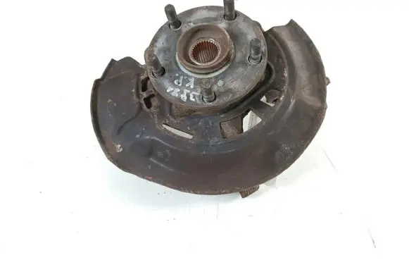 Toyota Auris 150 Front wheel hub
