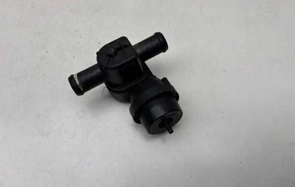Audi A5 Sportback 8TA Coolant heater control valve 1J0819809