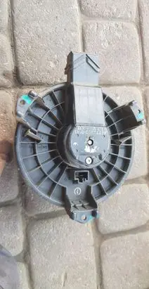 Toyota Hilux (AN10, AN20, AN30) Heater fan/blower