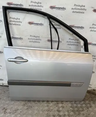 Renault Scenic II - Grand scenic II Front door