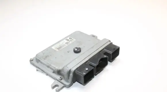 Nissan Note (E11) Engine control unit/module MEC93830