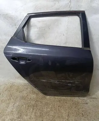 KIA Ceed Rear door 