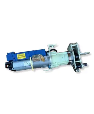 Volkswagen PASSAT B6 Tailgate hydraulic pump motor 3C9827384C