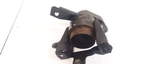 Toyota Corolla Verso AR10 Engine mount bracket