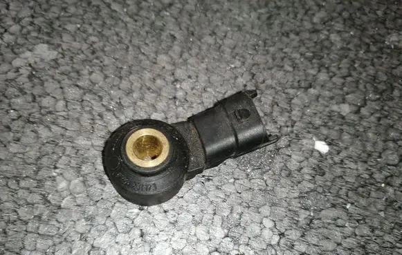 Opel Astra H Detonation knock sensor 0261231173