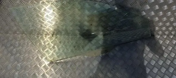 Mazda 626 Front door window glass four-door