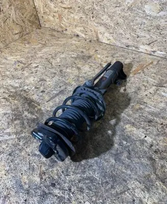 Front shock absorber with coil spring