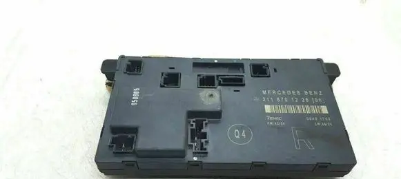 Mercedes-Benz E W211 Door control unit/module 2118701226