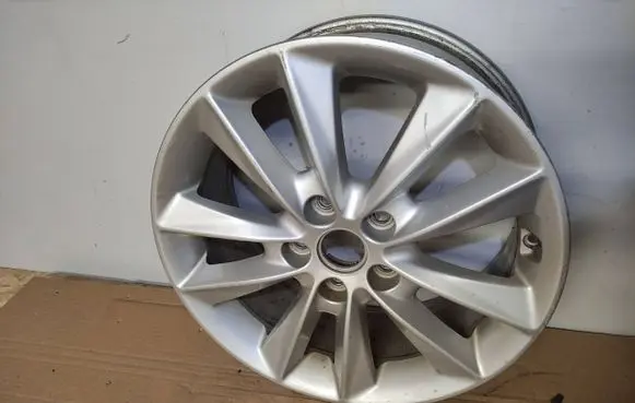 KIA Sorento R17 alloy rim 52910c5510