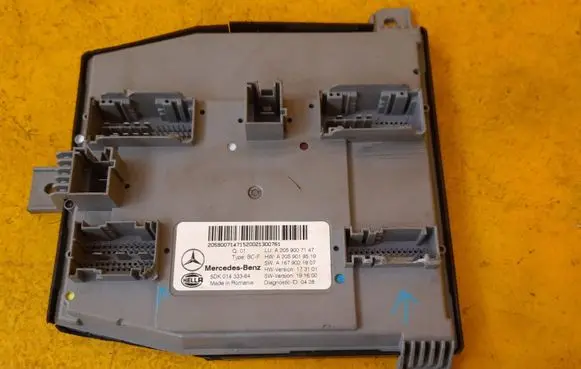 Mercedes-Benz C W205 SAM control unit A2059007147