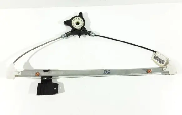 Mazda 2 Rear window lifting mechanism without motor 3M71A27000BF