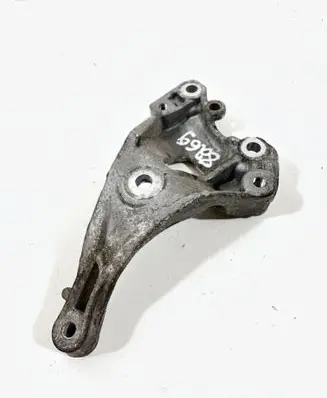 Peugeot 2008 I A/C compressor mount bracket V7680781