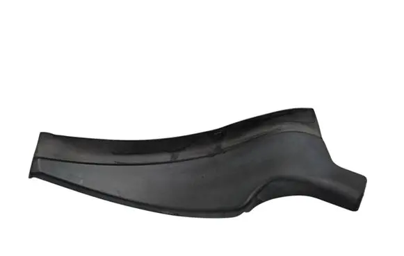 Maserati Ghibli Wiper trim 670010254